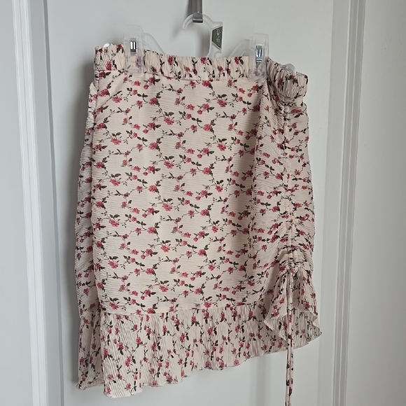 Floral Ruffle Skirt - Picture 3 of 5